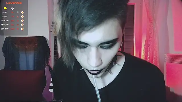 Snapshot of sademobeer chatting on 8, 10, 2025 sademobeer online show from 8, 10, 2025