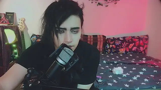 Snapshot of sademobeer chatting on 9, 11, 2025 sademobeer online show from 9, 11, 2025