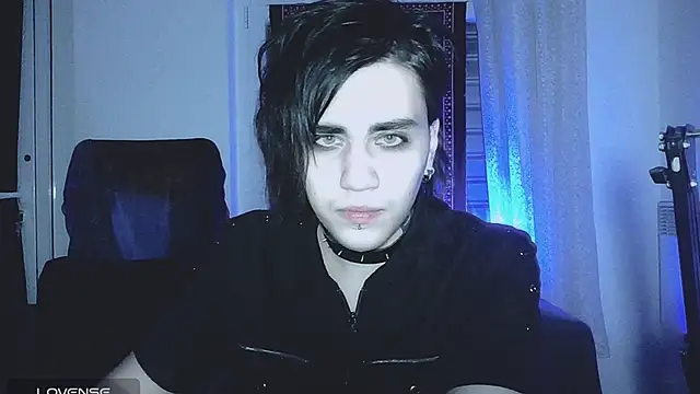 Snapshot of sademobeer chatting on 14, 12, 2025 sademobeer online show from 14, 12, 2025