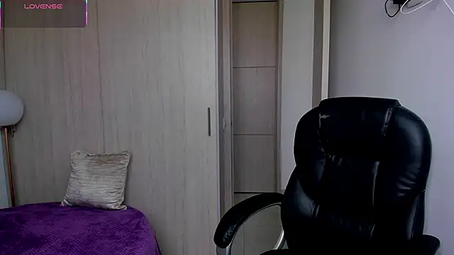 StacyConner online show from 10, 2, 2026