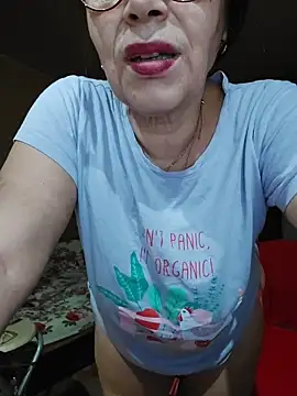 Snapshot of Love_Tina56 chatting on 6, 11, 2025 Love Tina56 online show from 6, 11, 2025