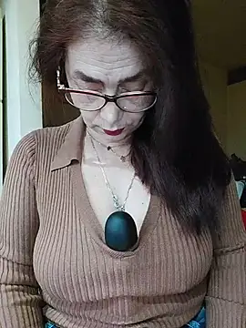 Snapshot of Love_Tina56 chatting on 10, 11, 2025 Love Tina56 online show from 10, 11, 2025