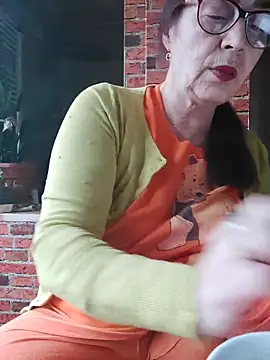 Snapshot of Love_Tina56 chatting on 16, 11, 2025 Love Tina56 online show from 16, 11, 2025