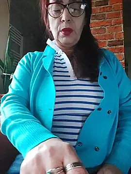 Snapshot of Love_Tina56 chatting on 17, 11, 2025 Love Tina56 online show from 17, 11, 2025