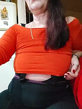 Snapshot of Love_Tina56 chatting on 30, 11, 2025 Love Tina56 online show from 30, 11, 2025