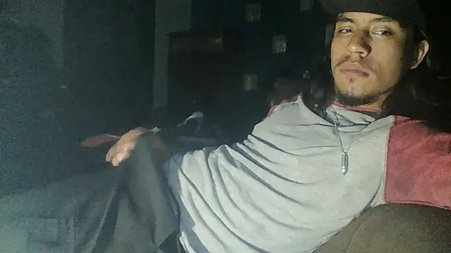 AlexAlejandro13 online show from 15, 4, 2026