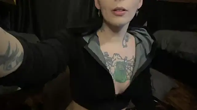 TeenyDoll online show from 17, 12, 2025