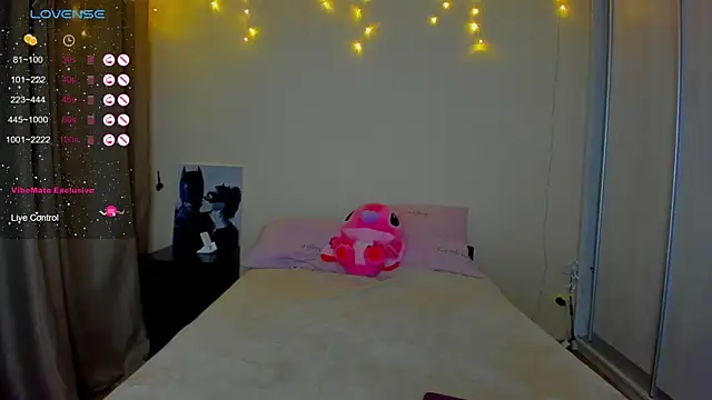 Snapshot of Bella_Foryou chatting on 23, 2, 2025 Bella Foryou online show from 23, 2, 2025