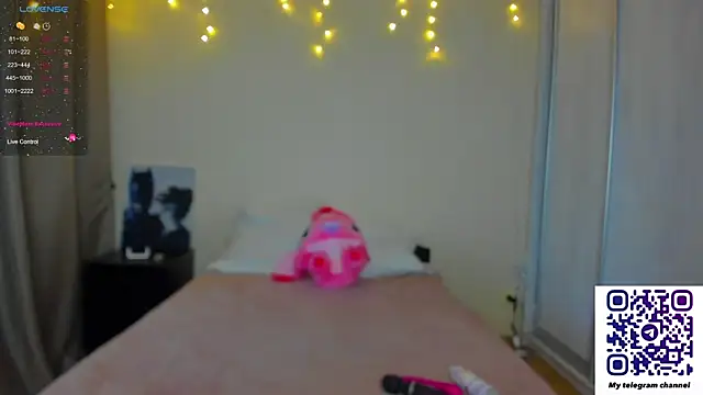 Snapshot of Bella_Foryou chatting on 14, 3, 2025 Bella Foryou online show from 14, 3, 2025