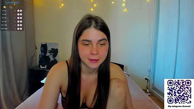 Snapshot of Bella_Foryou chatting on 15, 3, 2025 Bella Foryou online show from 15, 3, 2025