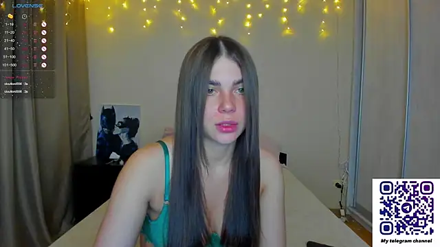 Snapshot of Bella_Foryou chatting on 18, 3, 2025 Bella Foryou online show from 18, 3, 2025