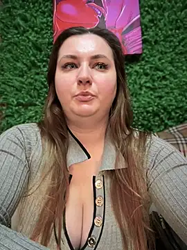 CandyShoopp online show from 3, 2, 2025