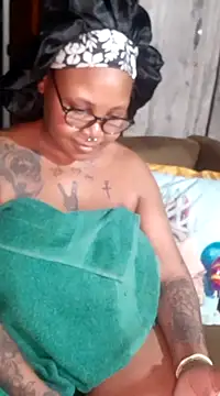 PearlSexxy69 online show from 6, 3, 2025