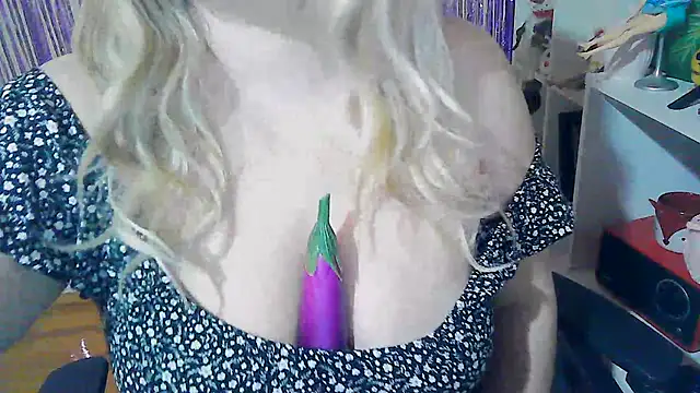 PinkPudding online show from 21, 2, 2025