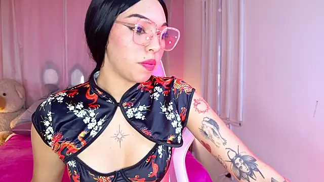 Lyna love online show from 15, 10, 2025