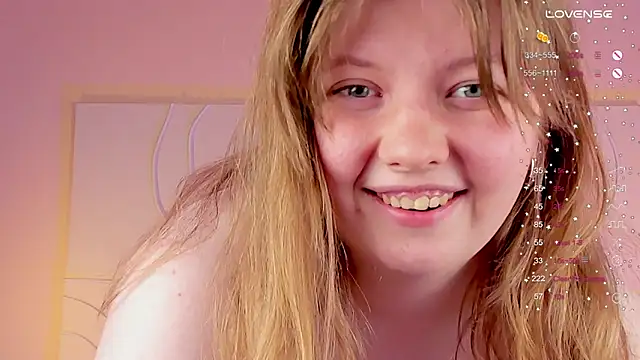 Vivian cutie online show from 8, 3, 2025