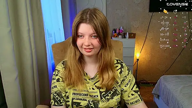 Vivian cutie online show from 18, 9, 2025