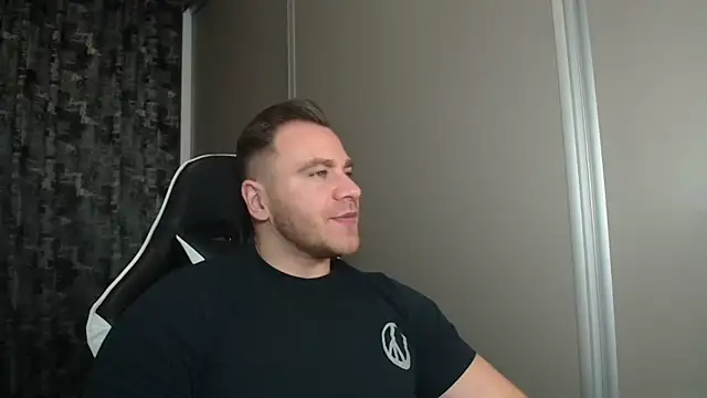 Thori92 online show from 27, 2, 2026