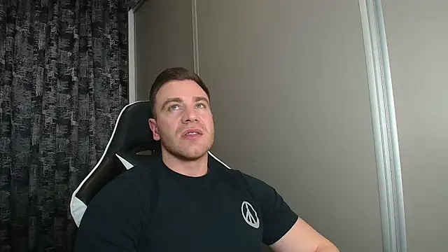 Thori92 online show from 4, 4, 2026