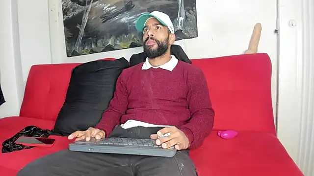 sweatyhairypig23 online show from 27, 9, 2025