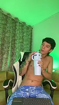 JacoboSwam online show from 12, 11, 2025