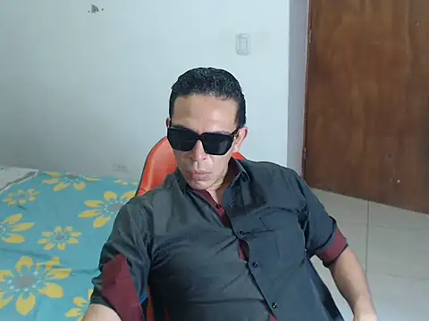jeancarloscum12 online show from 12, 6, 2026