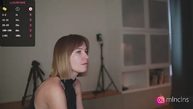 melanielwithu online show from 25, 4, 2026