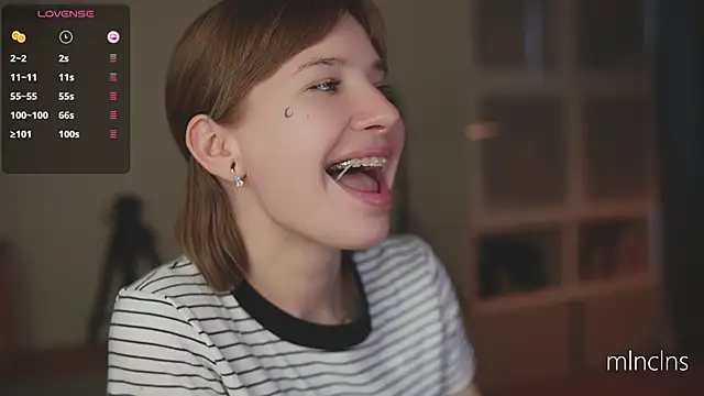 melanielwithu online show from 29, 4, 2026