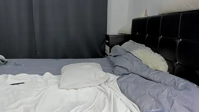 AryanaxXx online show from 24, 11, 2025