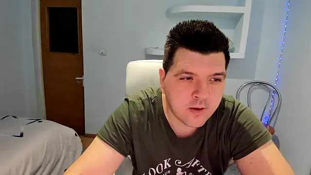 Snapshot of Basystem chatting on 13, 12, 2024 Basystem online show from 13, 12, 2024