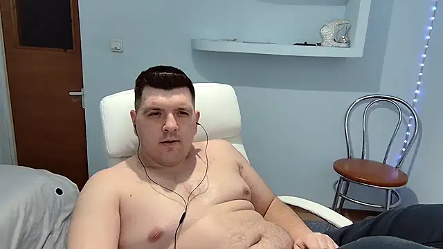 Snapshot of Basystem chatting on 2, 2, 2025 Basystem online show from 2, 2, 2025