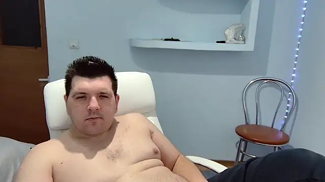 Snapshot of Basystem chatting on 28, 2, 2025 Basystem online show from 28, 2, 2025