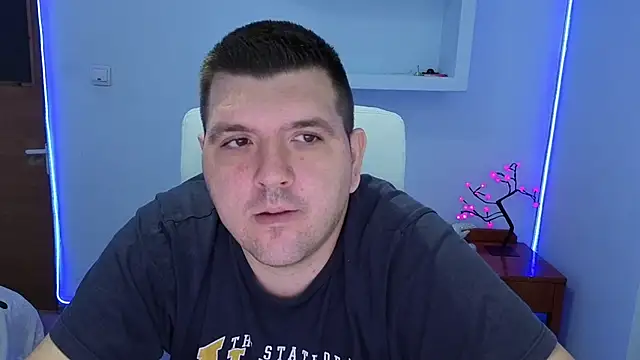 Snapshot of Basystem chatting on 18, 9, 2025 Basystem online show from 18, 9, 2025
