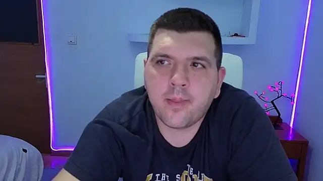 Snapshot of Basystem chatting on 18, 9, 2025 Basystem online show from 18, 9, 2025