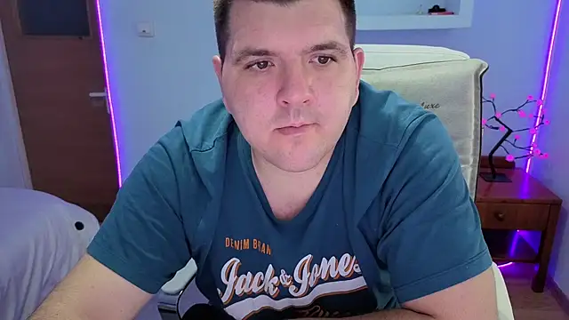 Snapshot of Basystem chatting on 21, 10, 2025 Basystem online show from 21, 10, 2025