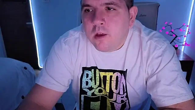 Snapshot of Basystem chatting on 22, 10, 2025 Basystem online show from 22, 10, 2025