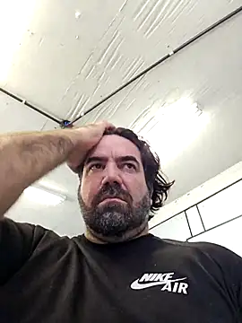 Snapshot of MysterBearMG chatting on 16, 9, 2025 MysterBearMG online show from 16, 9, 2025