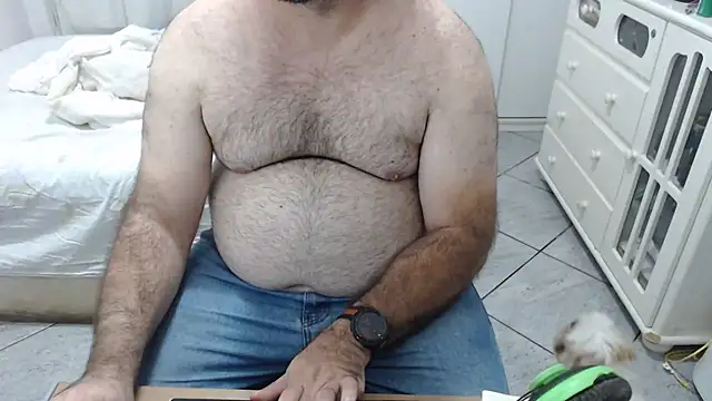 Snapshot of MysterBearMG chatting on 30, 10, 2025 MysterBearMG online show from 30, 10, 2025