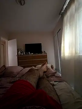 Snapshot of MysterBearMG chatting on 22, 11, 2025 MysterBearMG online show from 22, 11, 2025