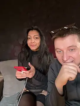 Snapshot of Kiscsillagg chatting on 1, 2, 2025 Kiscsillagg online show from 1, 2, 2025