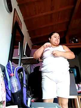 Snapshot of Monseratte21 chatting on 14, 11, 2025 Monseratte21 online show from 14, 11, 2025