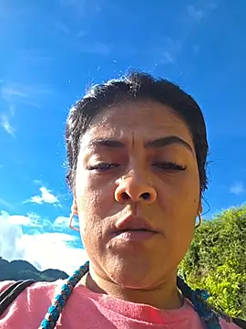 Hannah-grace online show from 27, 10, 2025