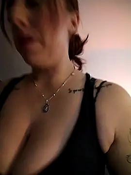 Snapshot of Sofhi_a20 chatting on 13, 11, 2025 Sofhi a20 online show from 13, 11, 2025