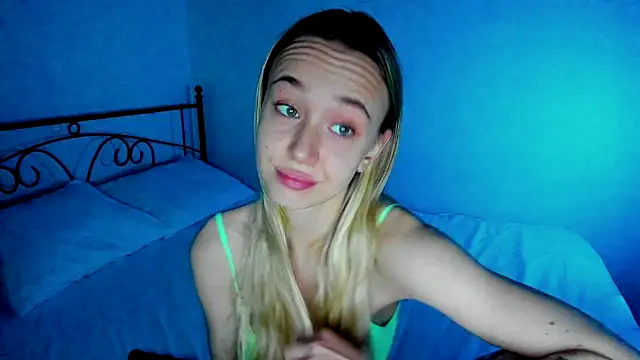 SexyCocobutt online show from 12, 2, 2025