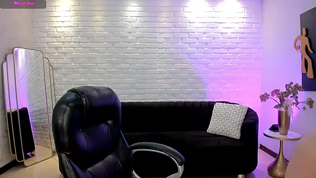 JennaOlsonX online show from 27, 2, 2025