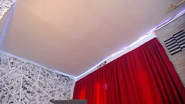 hornytsblonde online show from 16, 9, 2025