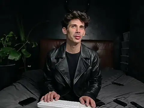 DanielCrush1 online show from 26, 9, 2025