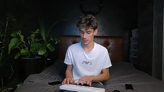 DanielCrush1 online show from 28, 9, 2025