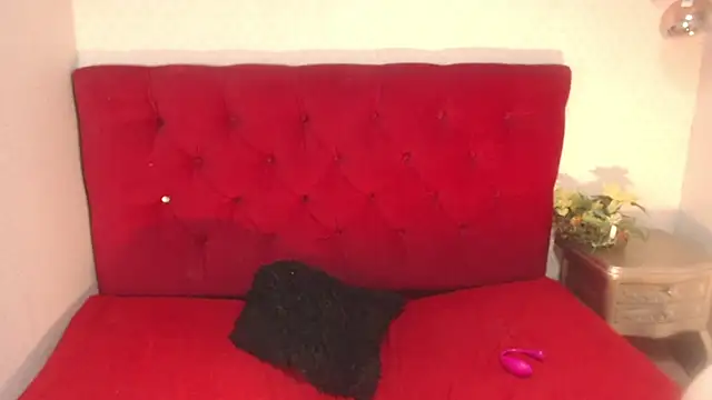 Snapshot of IvyBlueFabray chatting on 23, 12, 2024 IvyBlueFabray online show from 23, 12, 2024