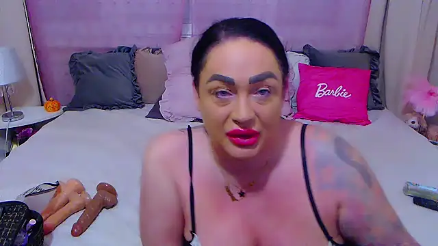 BustyVicky online show from 3, 10, 2025